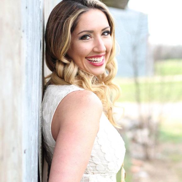 Meet your Posher, Mel - Picture 1 of 1